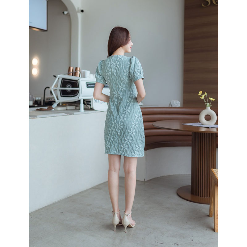 kudapy เดรสสั้นสีเขียว/สีชมพู/สีเทา ไหล่ปักดอกผ้าแจ็คการ์ด ใส่เที่ยว ใส่ออกงานสวยดูดี น่ารัก