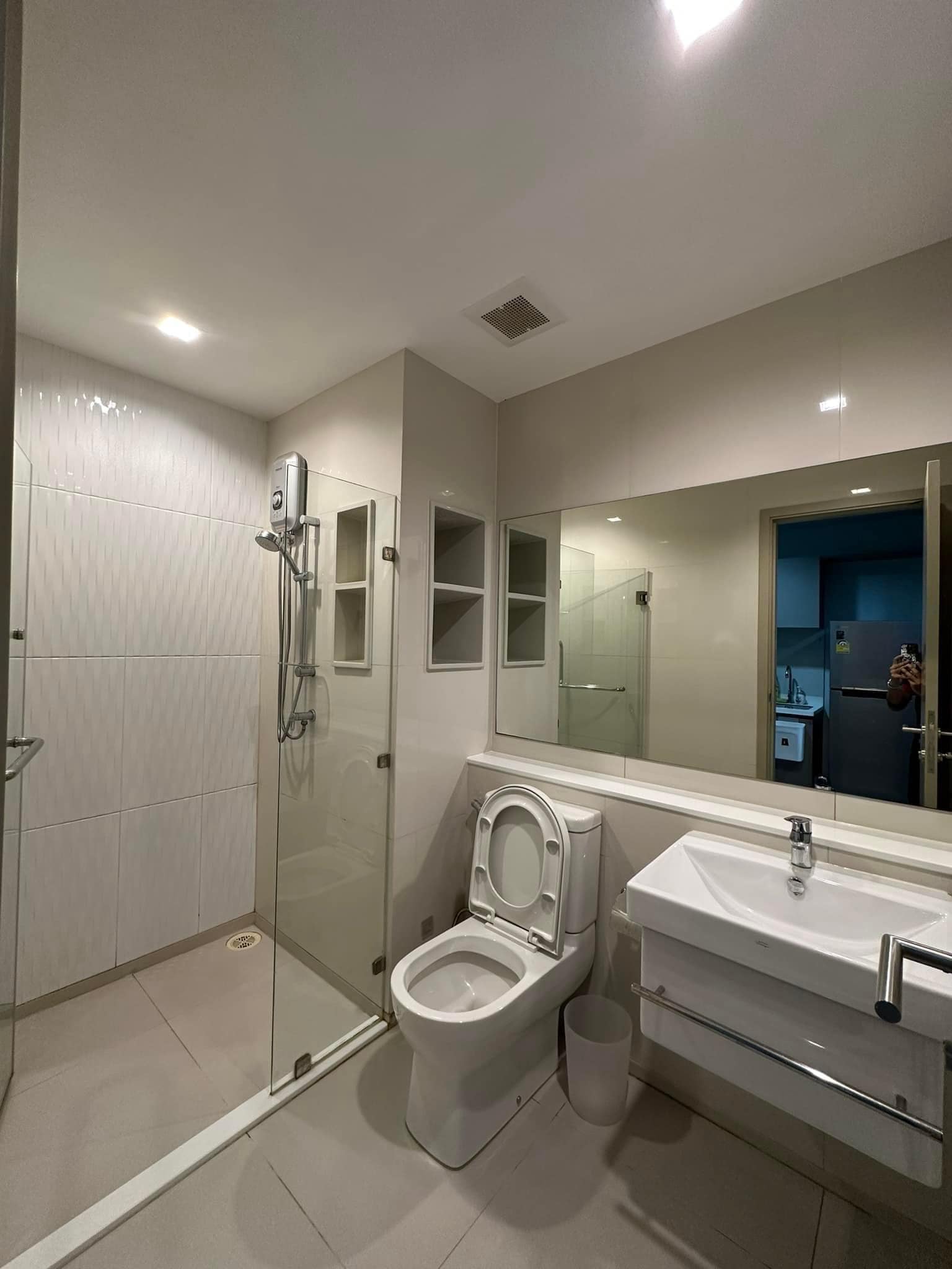 ปล่อยเช่าคอนโด Life Ladprao (ไลฟ์ ลาดพร้าว) - Studio 1ห้องน้ำ 1ห้องครัว - ใกล้ BTS ห้าแยกลาดพร้าว MRT พหลโยธิน - ขนาดห้อง 29 ตรม. ชั้น 25 ตึก A