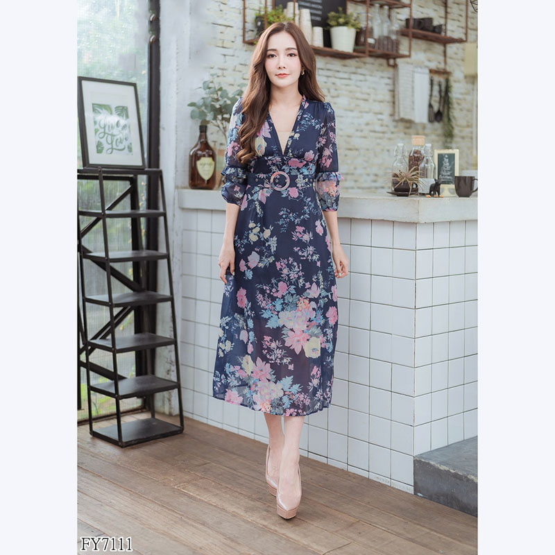 kudapy เดรสยาวสีขาว,สีกรม ลายดอกแขนยาว+เข็มขัดใส่แล้วดูดีสวย