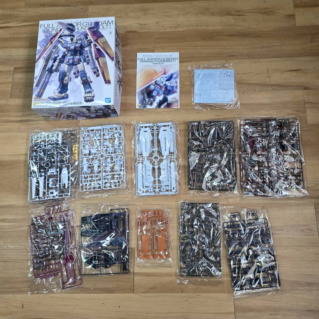 Preorderเข้า 11-12/2025 รบกวนสั่งแยกกับสินค้ารายการอื่นครับ Bandai 4573102630490 MG 1/100 Full Armor Gundam Ver.Ka (Gundam Thunderbolt Ver.)