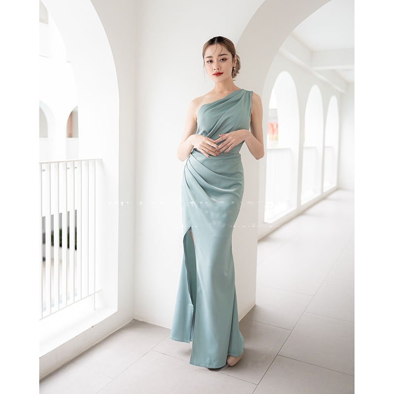 kudapy เดรสยาวสีเขียว/สีกรม ดีเทลจับจีบเน้นความเรียบหรู ชุดออกงาน