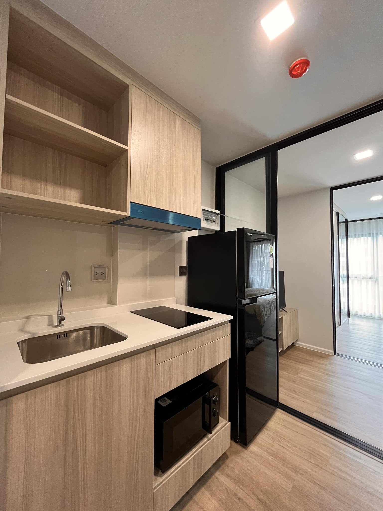 ปล่อยเช่าคอนโด Atmoz Flow Minburi (แอทโมซ โฟลว์ มีนบุรี) - 1ห้องนอน 1ห้องน้ำ 1ห้องนั่งเล่น - ใกล้ MRT ตลาดมีนบุรี - ขนาดห้อง 26 ตรม. ชั้น 6 ตึก A