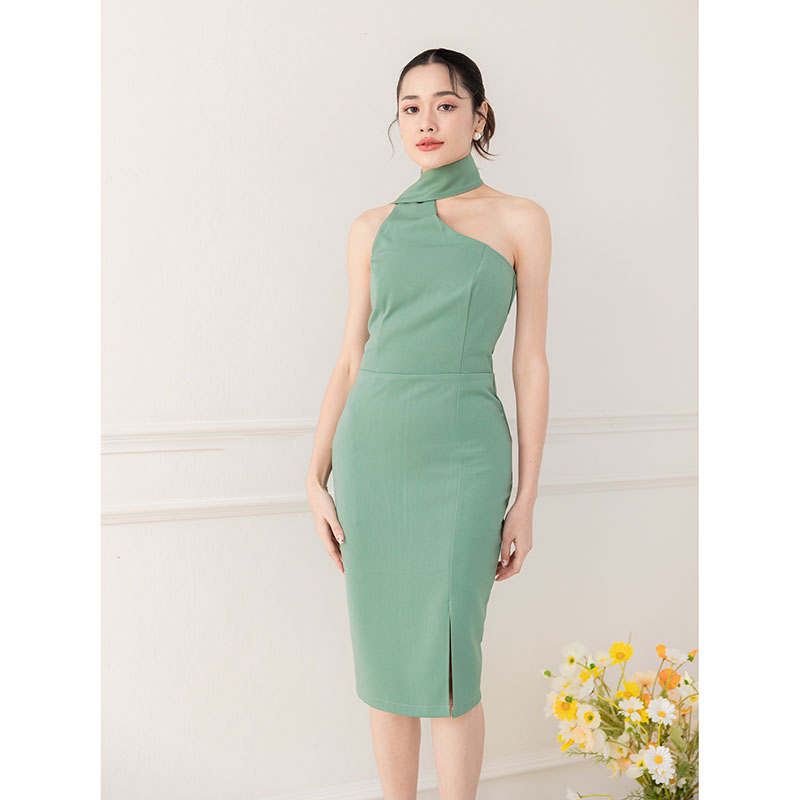 kudapy เดรสสั้นสีน้ำตาลอิฐ/สีเขียว/สีกรม/สีขาว เดรสเปิดไหล่ใส่ออกงาน เฟี้ยสๆ เรียบ หรู ดูแพง