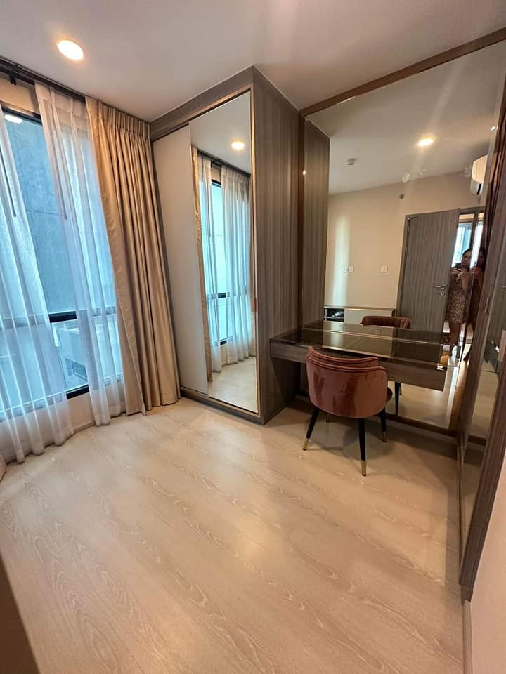 ให้เช่าคอนโด ไนท์บริดจ์ พหลโยธิน อินเตอร์เชนจ์ (Knightsbridge Phaholyothin Interchange) - ห้องสวยน่าอยู่ 2ห้องนอน2ห้องน้ำตรงข้าม Tesco Lotus หลักสี่ - การเดินทาง: ใกล้ BTS วัดพระศรีและพหลโยธิน 59 - ใกล้ ม.เกริก ม.ราชภัฏพระนคร ม.ศรีปทุม ม.เกษตรศาสตร์ Tesco