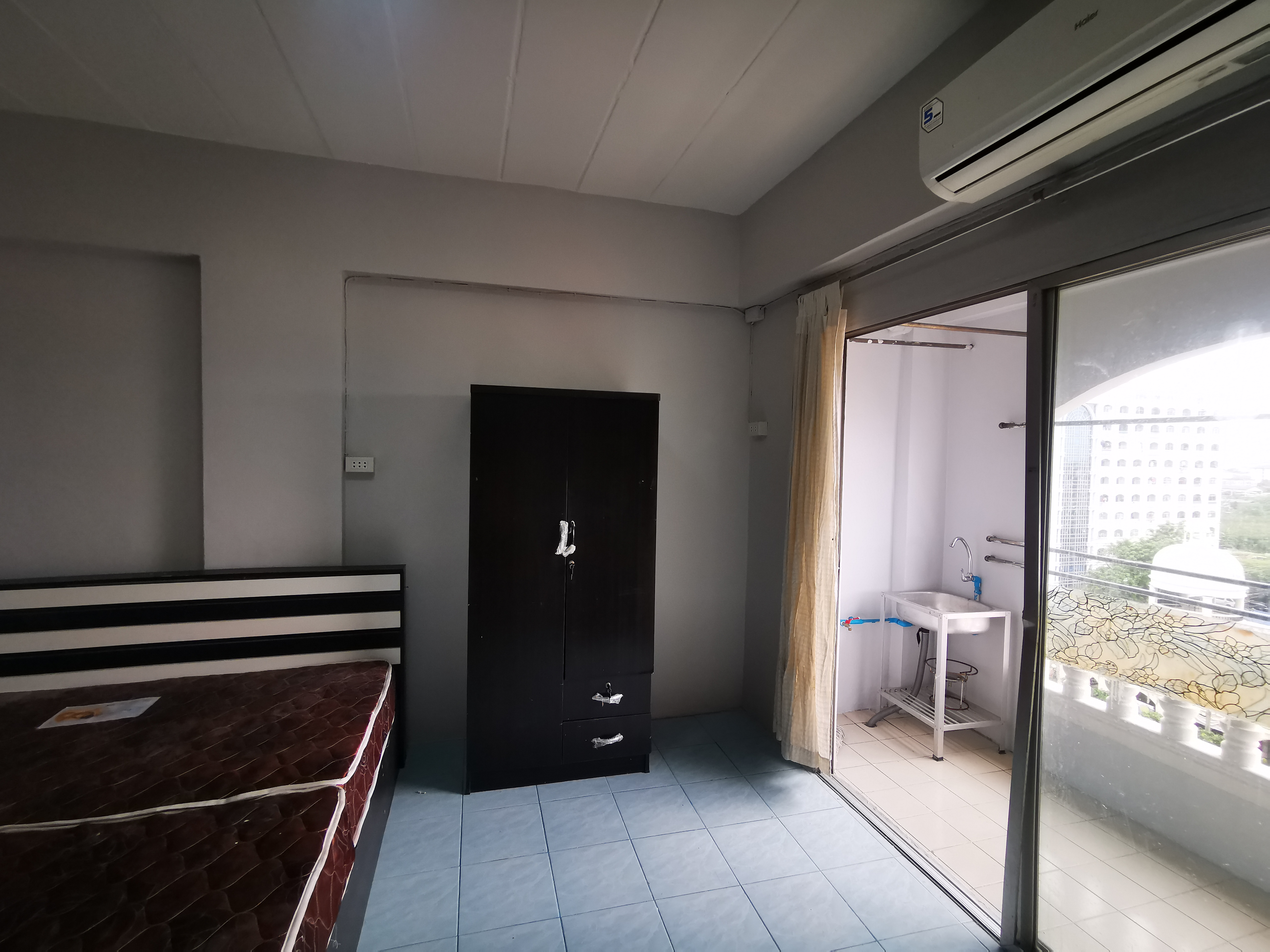 Nirun Residence 9Floor 25 sqm. Mega Bangna Ikea Ram 2 0909897810