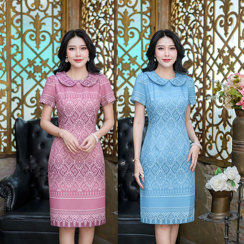 kudapy เดรสสั้นสีฟ้า/สีชมพู ผ้าพิมพ์ลายไทยสวยงามมาค่ะรุ่นนี้ มีดีเทลคอบัว งานผ้าพิมพ์เนื้อไม่หยาบกระด้างใส่ง่ายผ้านุ่ม มีซับในให้ทั้งชุด แต่งซิปหลังสวมใส่ง่าย
