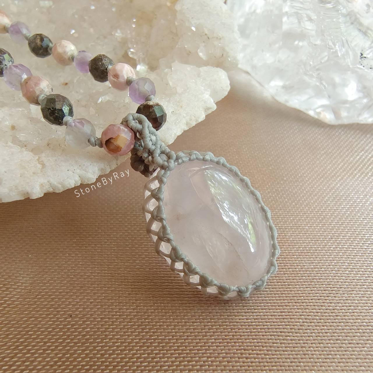 สร้อยคอหินโรโดโครไซต์กับจี้หินโรสควอตซ์ Rose Quartz