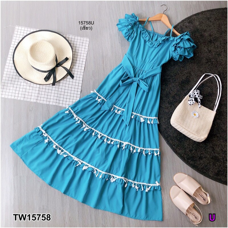 kudapy แม็กซี่เดรสสีชมพู ม่วง ม่วงอ่อน เขียว โอรสเข้ม สายเดี่ยวเว้าไหล่ แขน 2 ข้างระบายชั้น ผ้าไหมอิตาลี่ ระบายชั้นๆ