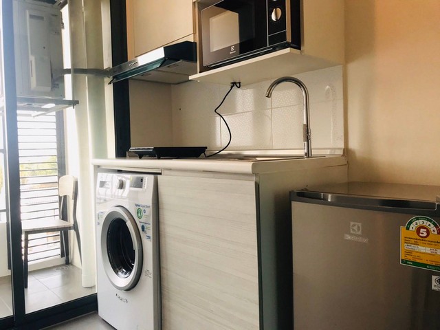 ให้เช่า เมโทร สกาย ประชาชื่น เฟอร์เครื่องใช้ไฟฟ้าครบ 9,000 ต่อเดือน