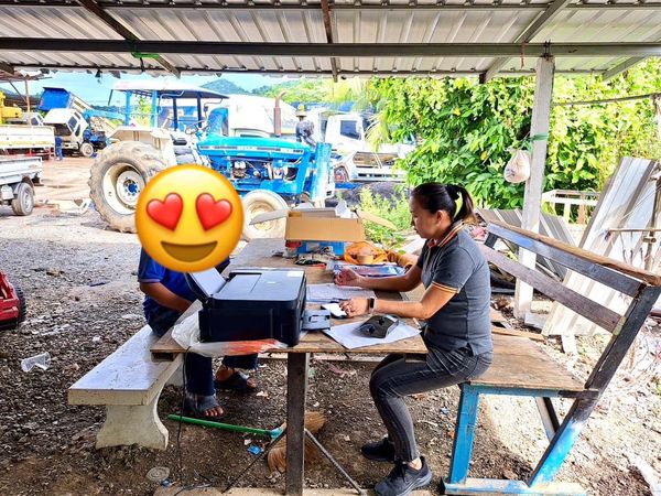 ติดเครดิต ค้างค่างวด เจ้าหน้าที่ทีมงานวีชัวร์ลีสซิ่ง เดินทางให้บริการทำสัญญาที่บ้านลูกค้าที่ อำเภอนิคมพัฒนา จังหวัดระยองค่ะ