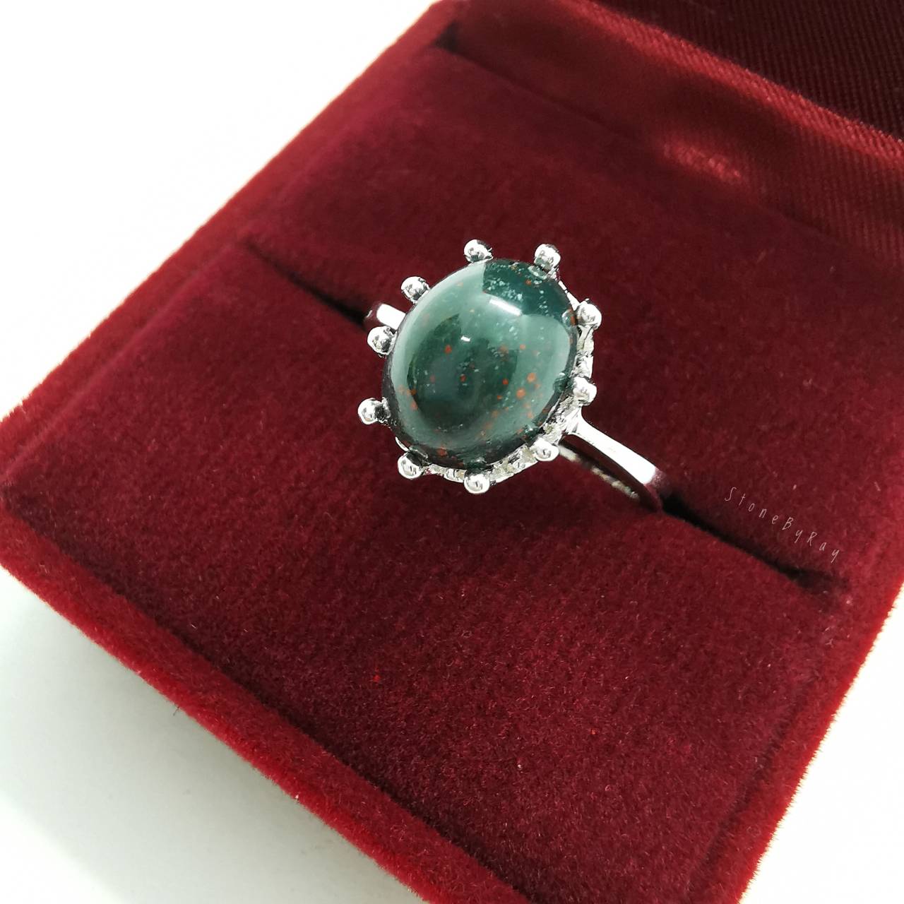 แหวนเงินหินบลัดสโตน(หินเลือด) Bloodstone