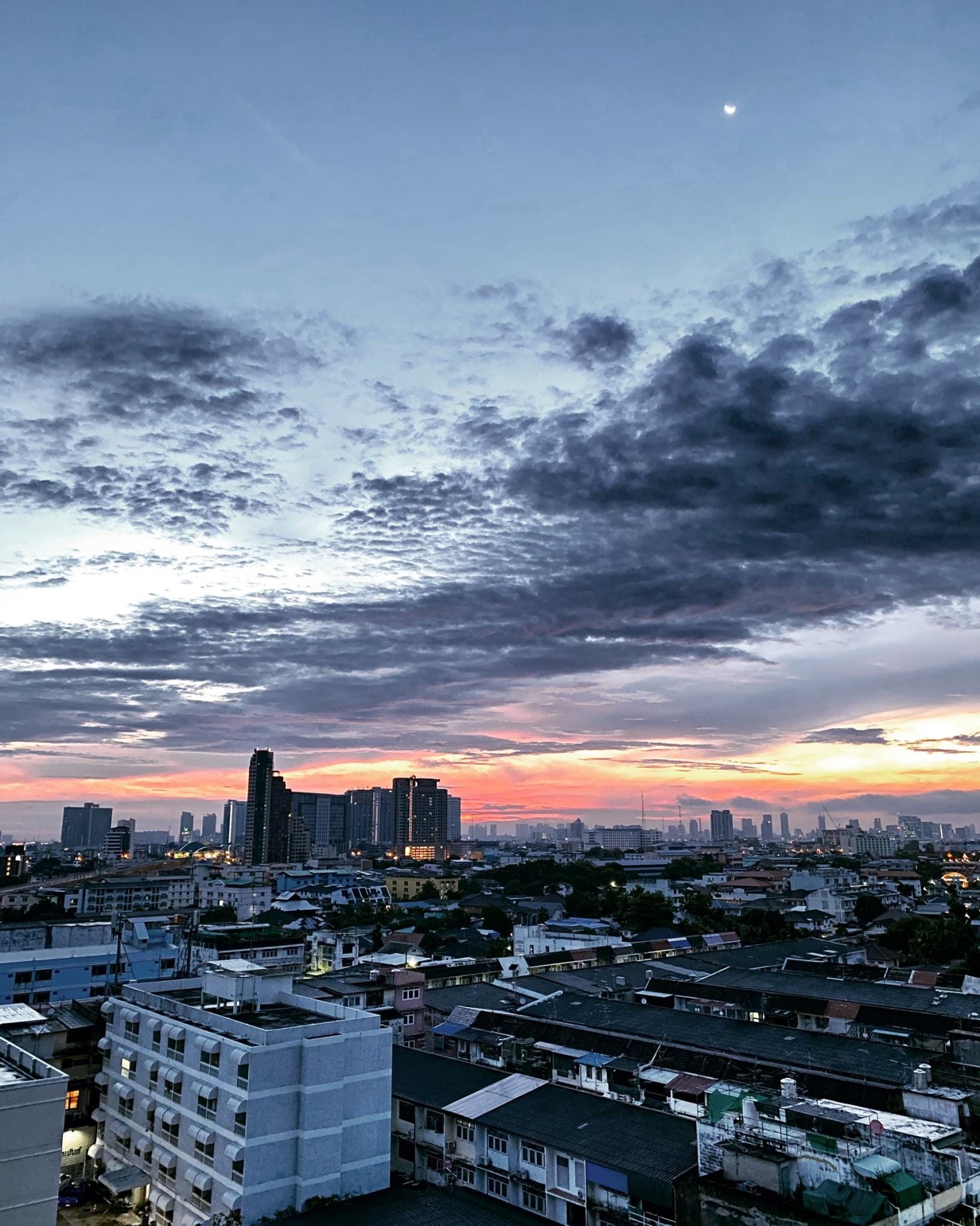 ให้เช่าคอนโด Thana Astoria Pinklao (ธนา แอสโทเรีย) - ห้องน่าอยู่ ใกล้เซ็นทรัล ปิ่นเกล้า - การเดินทาง: ใกล้ MRT บางยี่ขัน