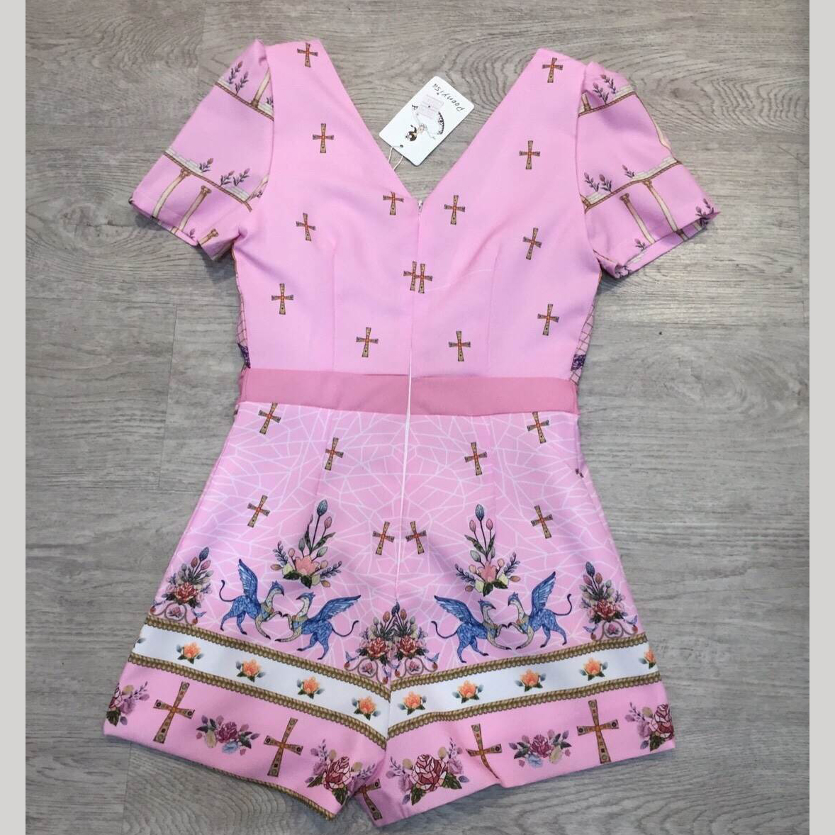 kudapy จั้มขาสั้นสีชมพูพิมพ์ลายคลาสสิก งานใีซับใน ซิบหลัง