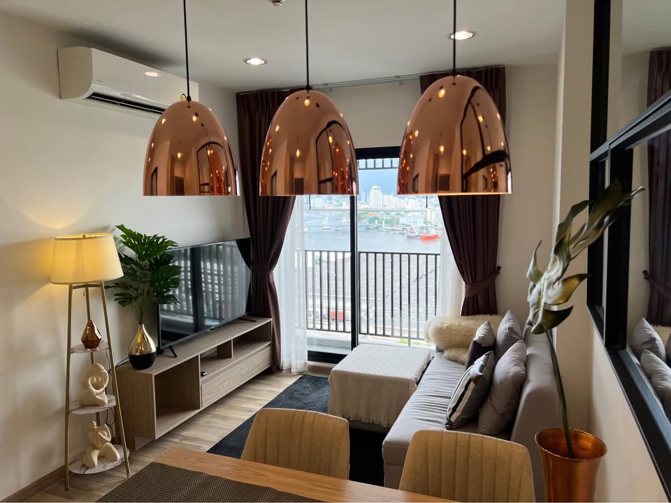 ให้เช่าห้องแบบ 2ห้องนอน 2ห้องน้ำ วิวโค้งแม่น้ำเจ้าพระยา โซนพื้นที่ ถนนเจริญนคร BTS กรุงธน คอนโด Niche Mono Charoen Nakorn (นิช โมโน เจริญนคร) High Rise ขนาดห้อง 60 ตรม. ชั้น 16