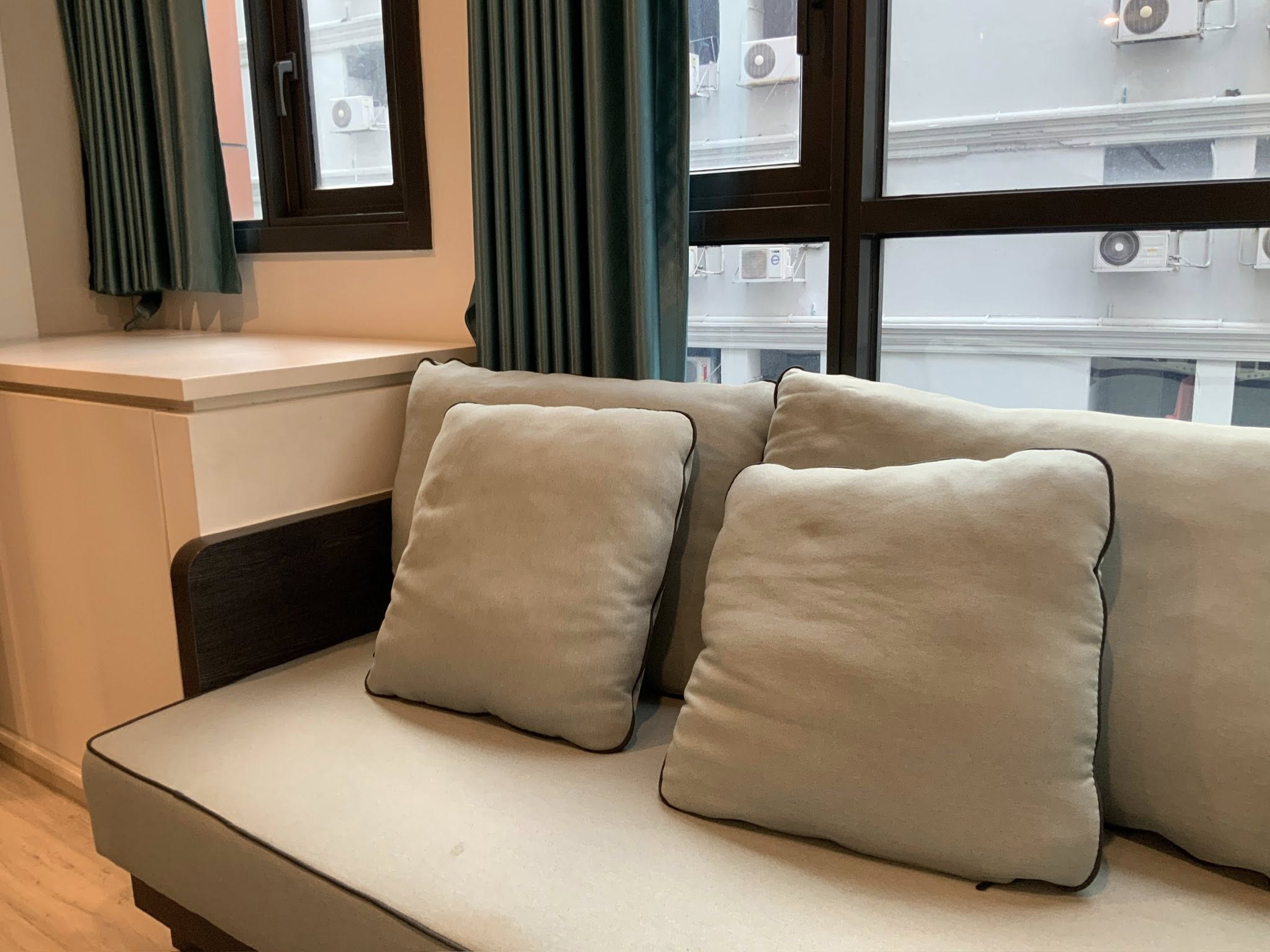 ให้เช่าคอนโด XT Huaikhwang (เอกซ์ที ห้วยขวาง) High Rise โซนพื้นที่ MRT ห้วยขวาง ห้องแบบ 1ห้องนอน 1ห้องน้ำ ขนาดห้อง 30 ตรม. ชั้น 7 ตึก B