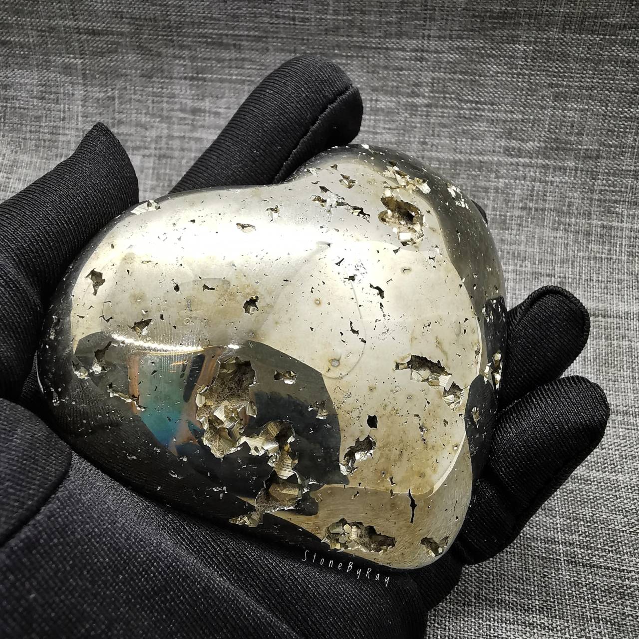 ไพไรต์เปรูเจียรรูปหัวใจ Pyrite