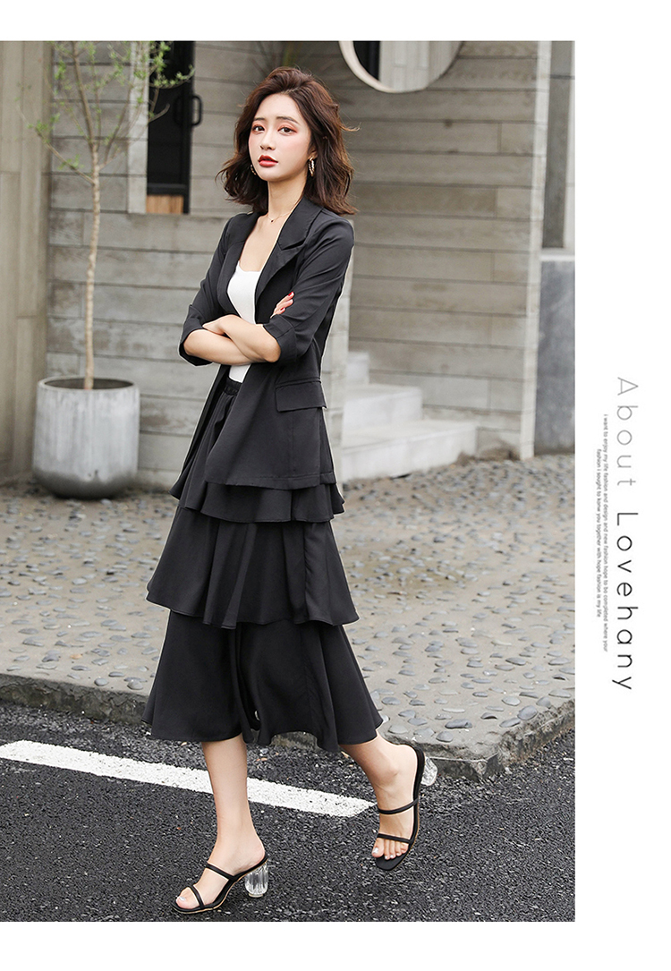 ชุดเซ็ท 2 ชิ้น เสื้อและกระโปรงยาวสีดำ สวยสุภาพค่ะ ใส่ทำงานได้ค่ะ