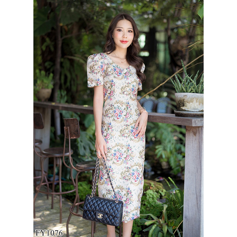 kudapy เดรสยาวสีชมพู/สีครีม แขนตุ๊กตากระดุมมุก สวยดูดี