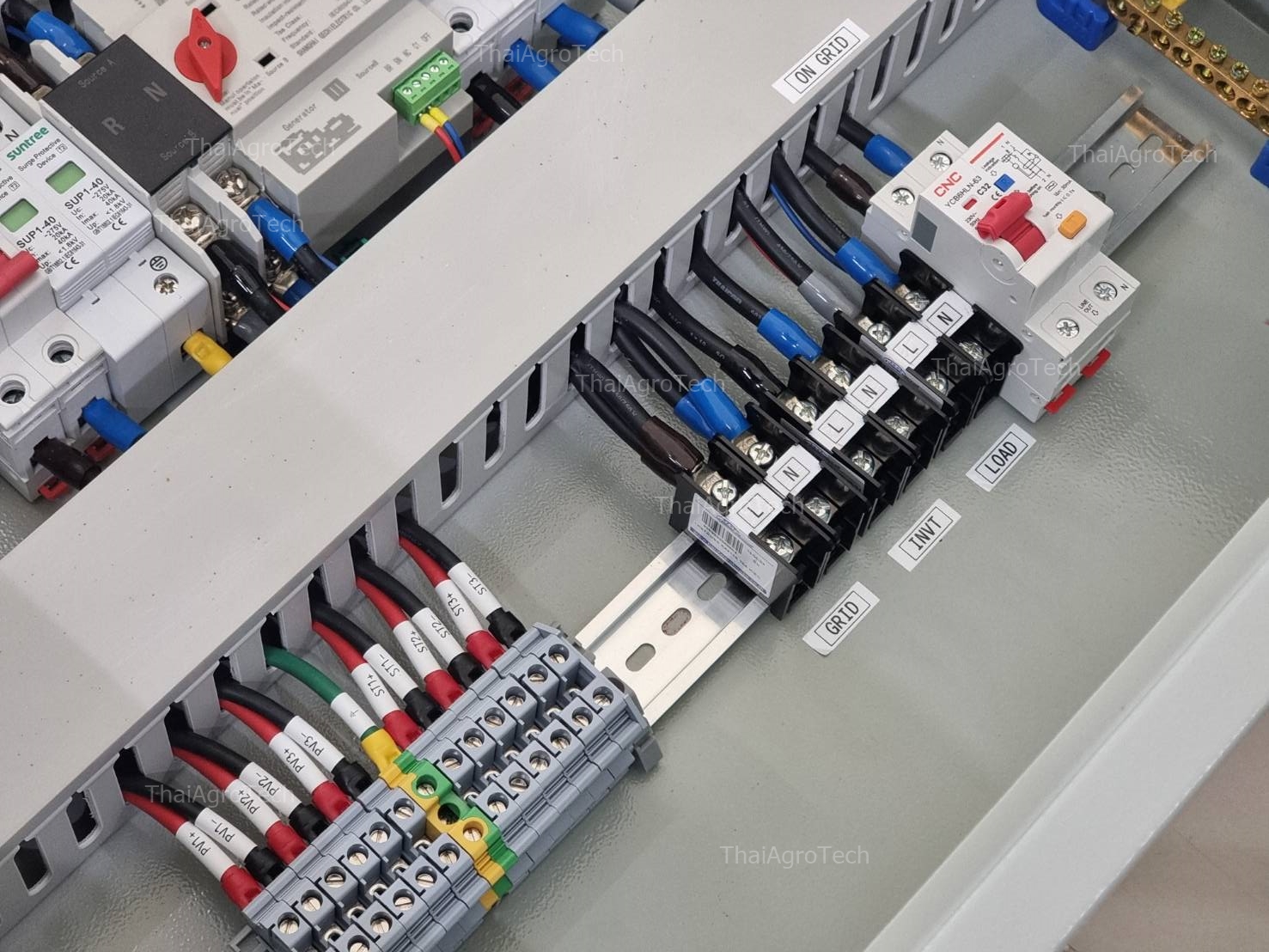 ตู้คอมบายเนอร์แบบไฮบริดออนออฟกริด 3 สตริง Hybrid On/Off Grid Solar Inverter ขนาด 8kw 10kw 12kw Single Phase Inverter พร้อม สวิตซ์สลับแหล่งจ่ายไฟ อัตโนมัติ(สลับเร็ว) ระบบไฟฟ้าสำรอง ATS Automatic Dual Power Transfer Switch 2P 100A รองรับอินเวอร์เตอร์ Deye #