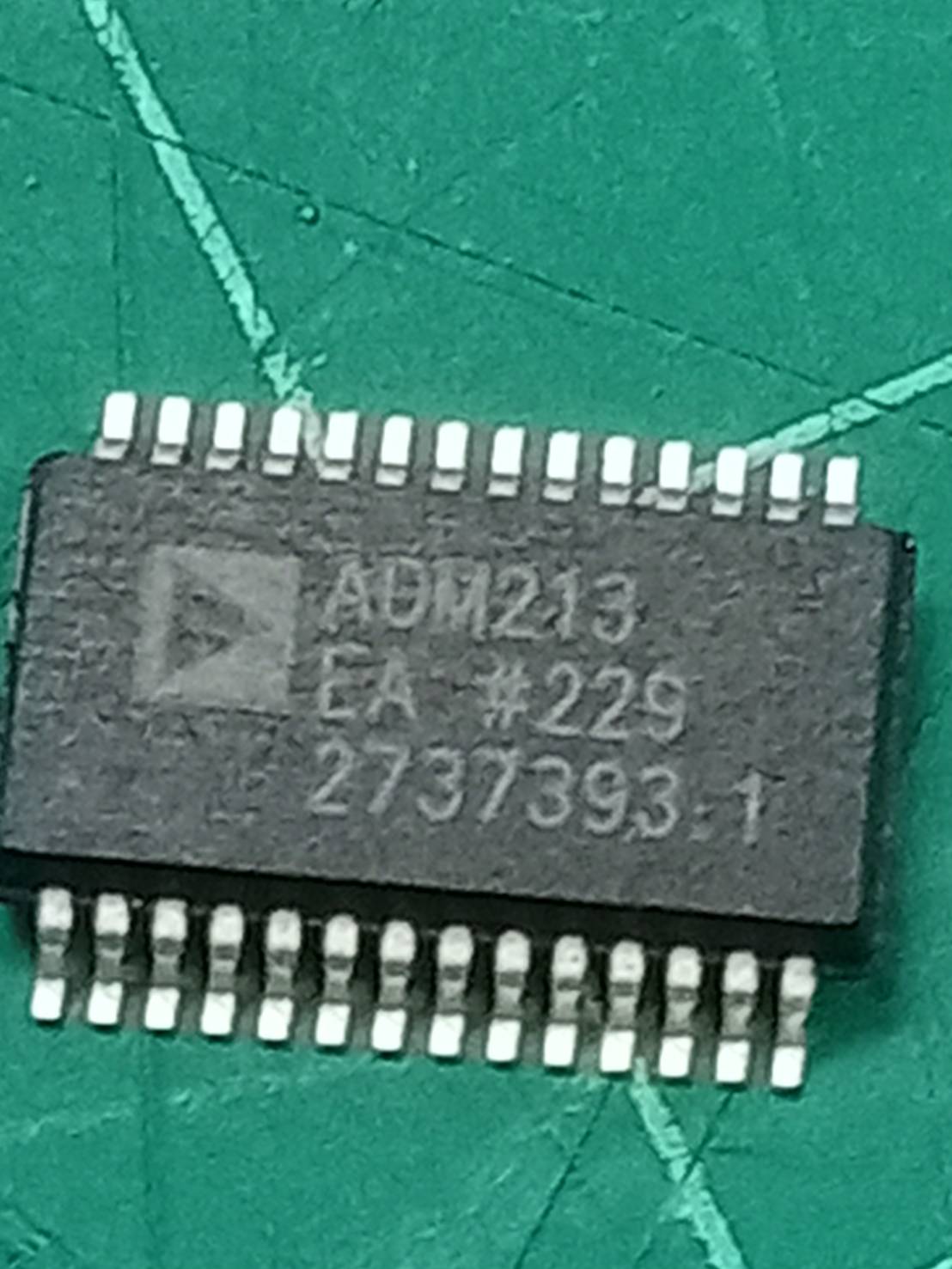 ADM213 MULTI CHENNEL LINE TRANSCEIVER RS232