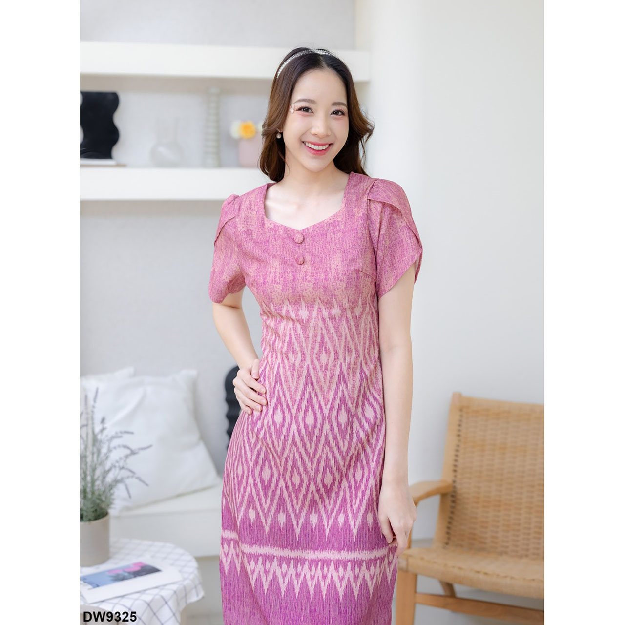 kudapy เดรสสั้นสีชมพู/สีฟ้า/สีม่วง ผ้าไทยพิมพ์ลายทอ ใส่ออกงานสวยดูดี