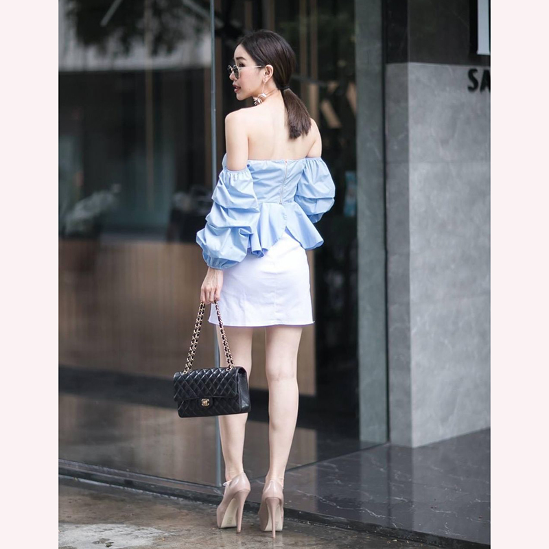 kudapy เซท 2 ชิ้น เสื้อเกาะอกทรงสวยดีเทลเยอะอลังการมากคะ ช่วงตัวจับซ้อนทับกันน่ารักมากๆ ช่วงแขนแต่งพอง จับจีบชั้นๆ