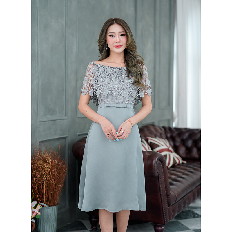 kudapy เดรสสั้นสีชมพู/สีเทา ลูกไม้คลุมไหล่ งานสวยหวานผ้าลูกไม้เนื้อดี ช่วงไหล่เป็นงานยางยืด สามารถใส่เกาะไหล่เป็นเสื้อทรงปกติ