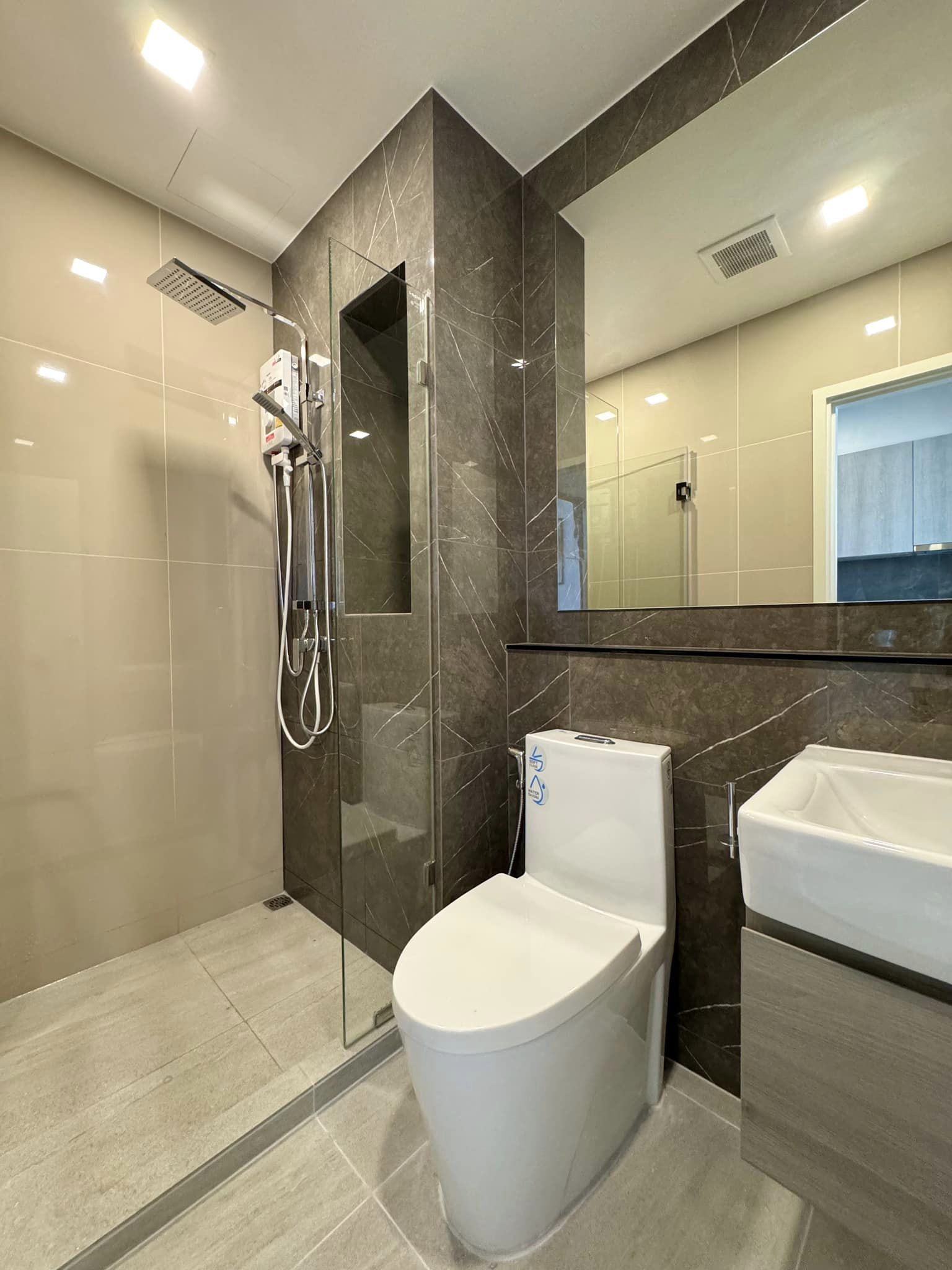 ปล่อยเช่าคอนโด The Tree Pattanakarn-Ekamai (เดอะทรี พัฒนาการ-เอกมัย) - Studio 1ห้องน้ำ 1ห้องครัว - ใกล้ Airportlink สถานีรามคำแหง - ขนาดห้อง 26.5 ตรม. ชั้น 12A