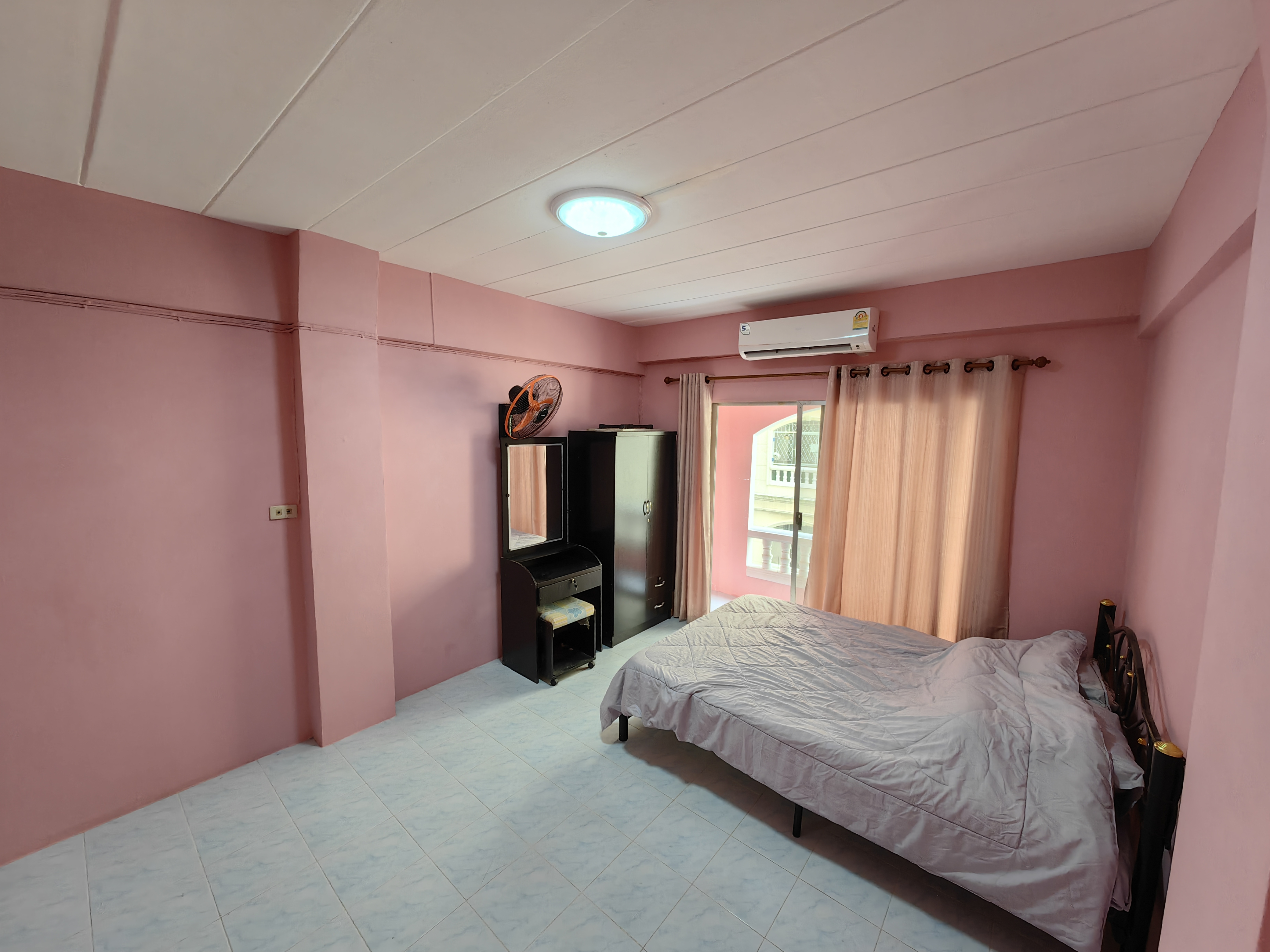 Nirun Residence 4Floor 25 sqm. Mega Bangna Ramkamheang2 Gemopolis 0909897810