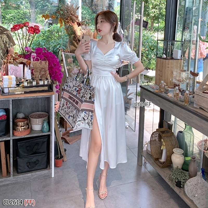 kudapy เดรสยาวสีขาว ผ้าไหมอิตาลี่ เนื้อผ้านิ่มเย็น ลื่นๆ ใส่สบายทิ้งตัวสวยๆ