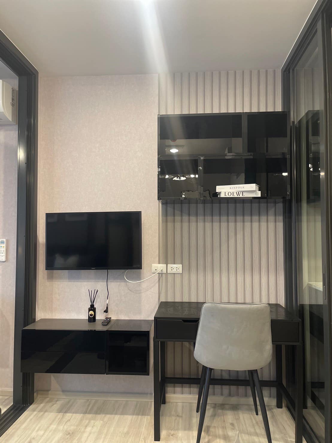 ให้เช่าคอนโด XT Huaikhwang (เอ็กซ์ที ห้วยขวาง)