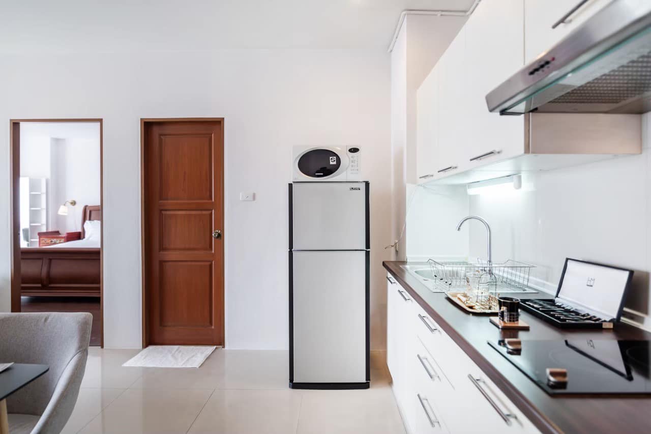 ปล่อยเช่าคอนโด Baan Klang Krung Resort (บ้าน กลางกรุง รีสอร์ท) รัชดาซอย 7 - 1ห้องนอน 1ห้องน้ำ 1ห้องนั่งเล่น - ใกล้ MRT ห้วยขวาง ศูนย์วัฒนธรรม - ขนาดห้อง 63.5 ตรม. ชั้น 8 ตึก A2