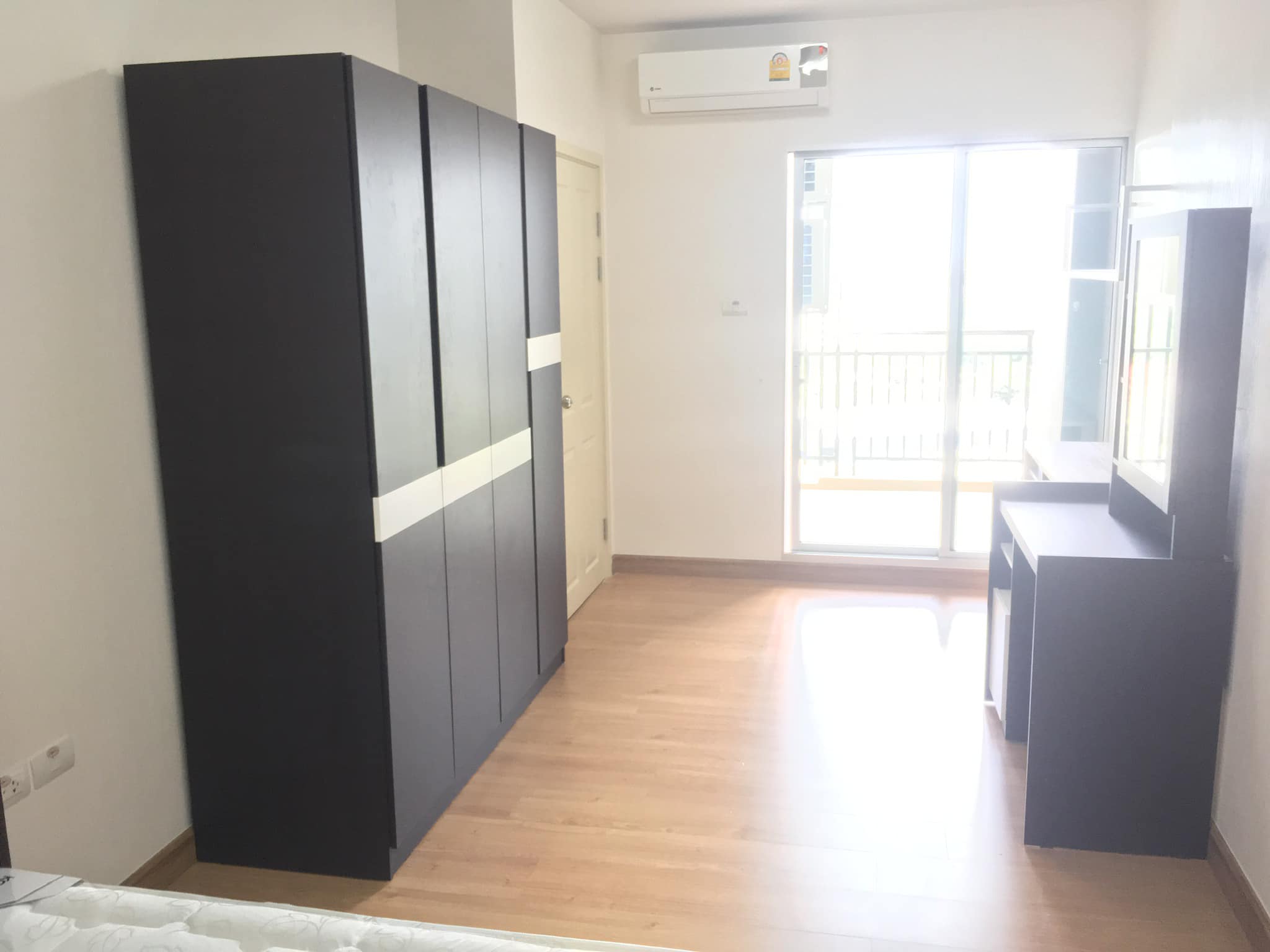 ปล่อยเช่าคอนโด ศุภาลัย วิสต้า ห้าแยกปากเกร็ด(Supalai Vista @ Pak Kred Intersection) - 1ห้องนอน 1ห้องน้ำ 1ห้องนั่งเล่น 1ห้องครัว - ใกล้ MRT ห้าแยกปากเกร็ด - ขนาดห้อง 47 ตรม. ชั้น 12