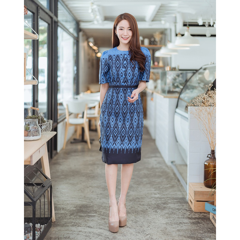 kudapy เซทผ้าไทย เสื้อคอกลมแขนสั้นสีชมพู/สีกรมท่า/สีแดง คอกลมเก็บเอวเข้ารูป ผ้าลายไทยใส่สบายสวยดูดี