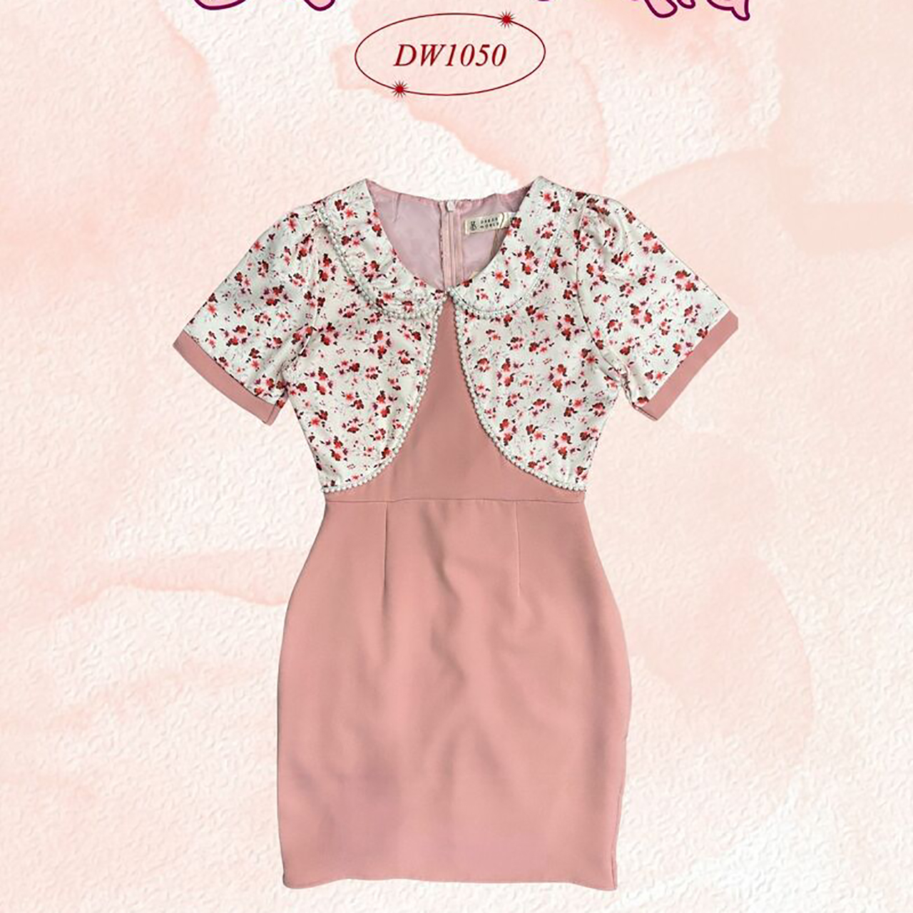 kudapy เดรสสั้นสีฟ้า/สีกรม/สีชมพู คอบัวลายดอกงานผ้าพื้น แต่งผ้าอัดลายเว้าข้าง สีน่ารัก โทนสุภาพ