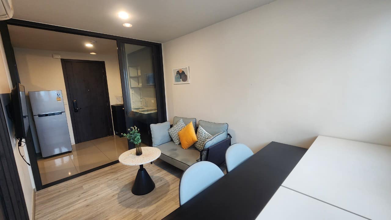 ปล่อยเช่าคอนโด XT Huaikhwang (เอ็กซ์ที ห้วยขวาง) - 1ห้องนอน 1ห้องครัว 1ห้องน้ำ 1ห้องนั่งเล่น - ใกล้ MRT ห้วยขวาง - ขนาดห้อง 35 ตรม. ชั้น 9 ตึก A