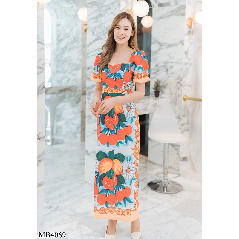 kudapy เดรสยาวสีขาว แขนตุ๊กตาลายผลไม้