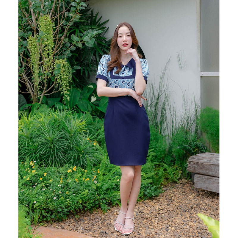 kudapy เดรสสั้นสีชมพู/สีกรม/สีม่วง กระโปรงสีพื้นคอปกเสื้อลายดอกแต่งกระดุม 3 ชิ้น