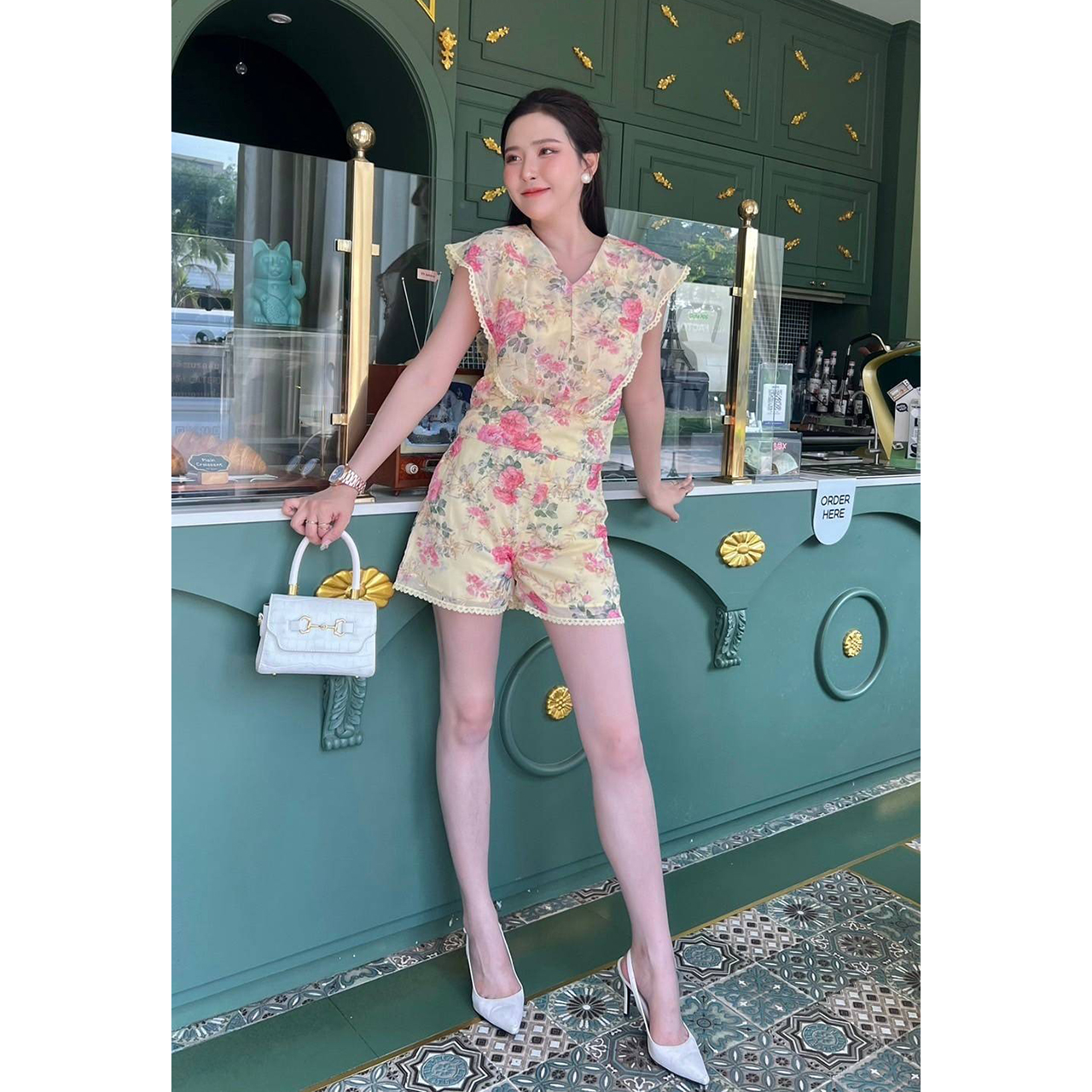 kudapy set เสื้อ+กางเกง งานปัก แต่งฉลุ ผ้าดีมาก ใส่สบาย เรียบหรูไฮโซ ใส่เที่ยว ใส่ชิว