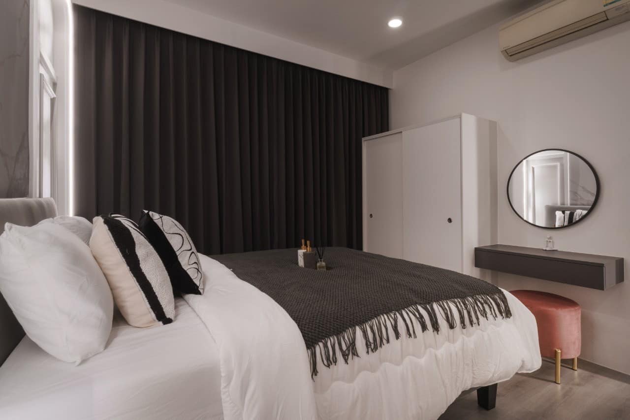 ปล่อยเช่า Blocs 77 (บลอคส์ 77) - โซนพื้นที่ BTS อ่อนนุช 1ห้องนอน 1ห้องน้ำ 1ห้องนั่งเล่น - ขนาดห้อง 31.53 ตรม. ชั้น 16 - ให้เช่า 15,500 ต่อเดือน