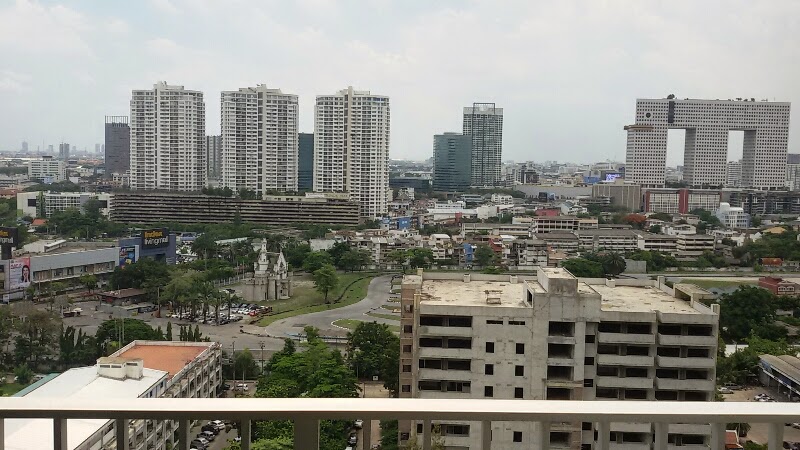 ให้เช่าคอนโดใกล้เซ็นทรัลลาดพร้าว Abstracts Phahonyothin Park (แอ็บสแตร็กส์ พหลโยธิน พาร์ค) วิวสวยโล่งๆ