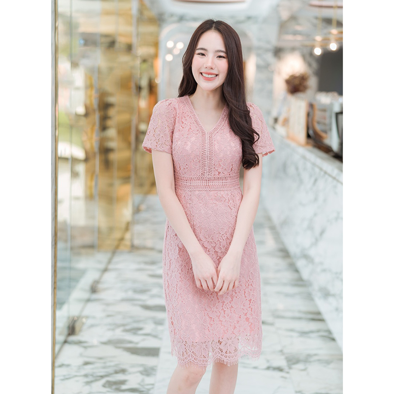 kudapy เดรสสั้นสีชมพู ใส่วสยดูดี ลูกไม้แขนสั้น