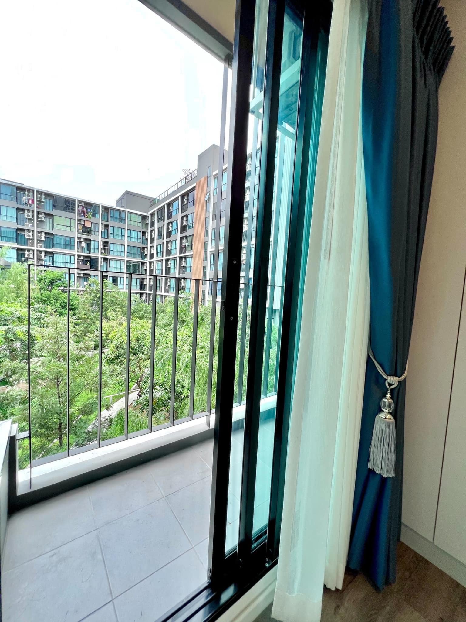 ให้เช่า Atmoz Chaengwattana (แอทโมซ แจ้งวัฒนะ) ตึกBชั้น4วิวสวน พร้อมเข้าอยู่