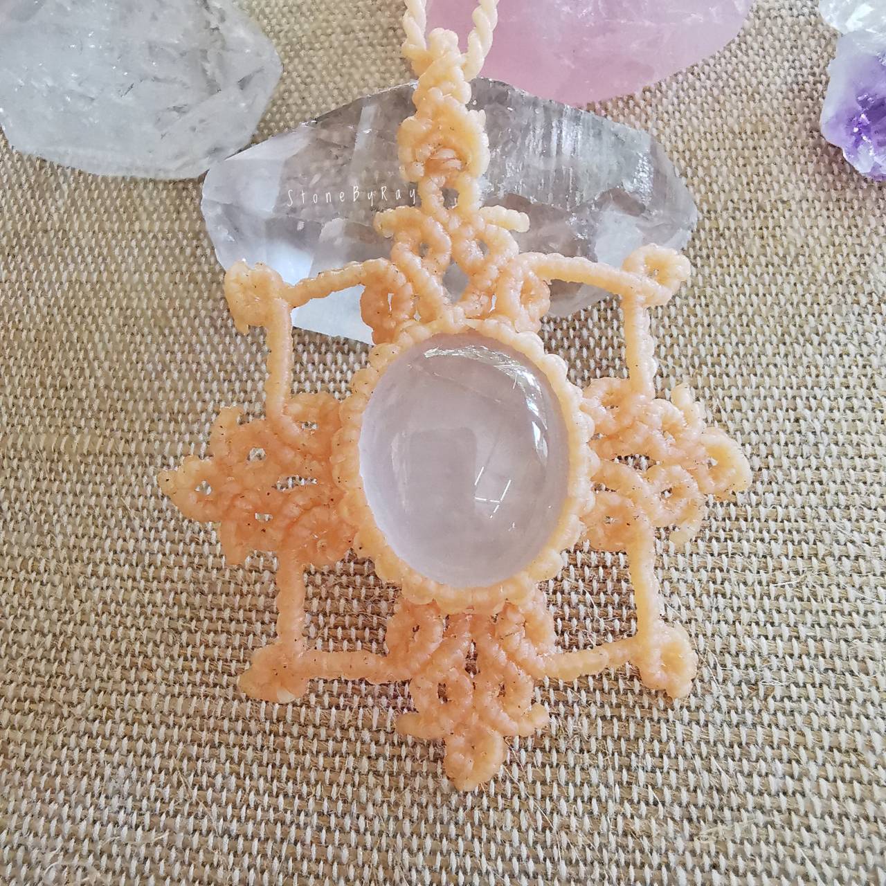 สร้อยคอเชือกถักจี้หินโรสควอตซ์ Rose Quartz