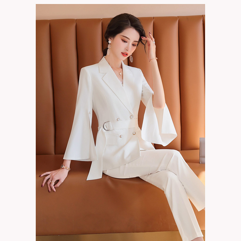 kudapy ชุดสูททำงานผู้หญิงสีพีช/สีขาว/สีดำ กระดุมมุกพร้อมกางเกง เสื้อจะเป็นทรงปล่อยมีเข็มขัดผ้ารัดเป็นปกป้าน