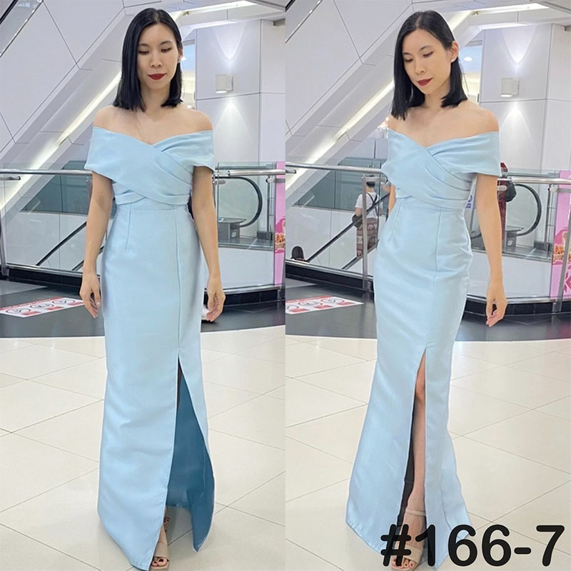 kudapy เดรสยาวสีขาว/สีโรสโกล/สีทอง/สีฟ้า/สีแดง/สีกรม อกไขว้ใหญ่ เปิดบ่าผ่าหน้า ซิบหลัง ทรงพรางแขนสุดฮิต กลับมากับเนื้อผ้าโพลีเอสเตอร์หรือไหมเทียม อยู่ทรง