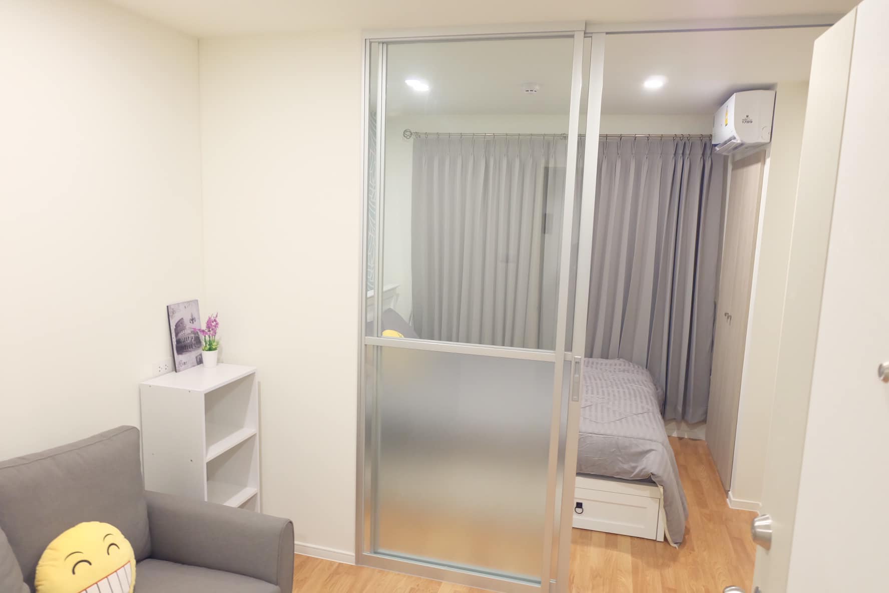 ให้เช่าคอนโด Lumpini Ville Sukhumvit 76 - Bearing Station (ลุมพินี วิลล์ สุขุมวิท 76-แบริ่ง สเตชั่น) - ตกแต่งเฟอร์ครบ - การเดินทาง: สถานนีรถไฟฟ้า BTS แบริ่ง 1.4 กิโล และ BTS สำโรง