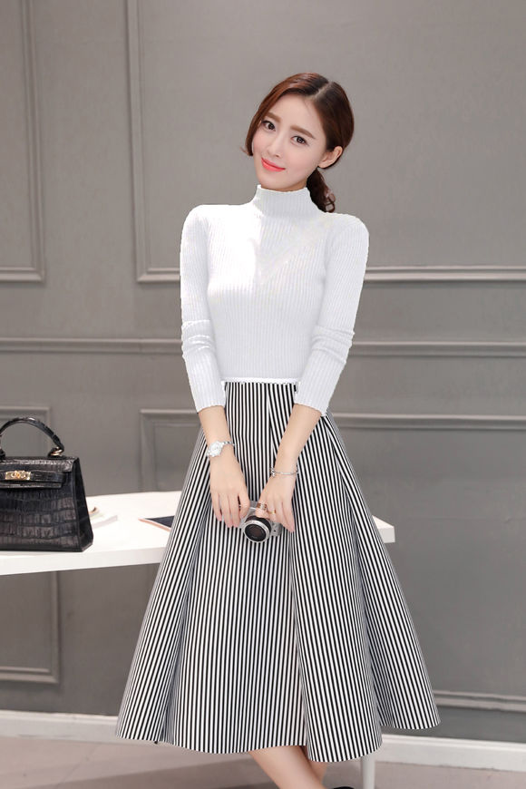 ชุดสีขาว, set เสื้อสีขาวและกระโปรง