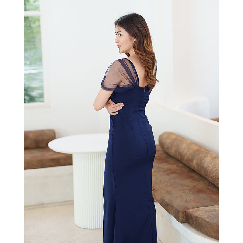 kudapy เดรสยาวสีน้ำตามอิฐ/ส้มอิฐ/สสีแดง/สีชมพู/สีกรม สไตล์เรียบหรูดูแพง ไหล่แต่งผ้าซีทรู กระโปรงยาวผ่าหน้า เหมาะสำหรับใส่เป็นชุดราตรี ชุดไปงานแต่งงาน ชุดเพื่อนเจ้าสาว