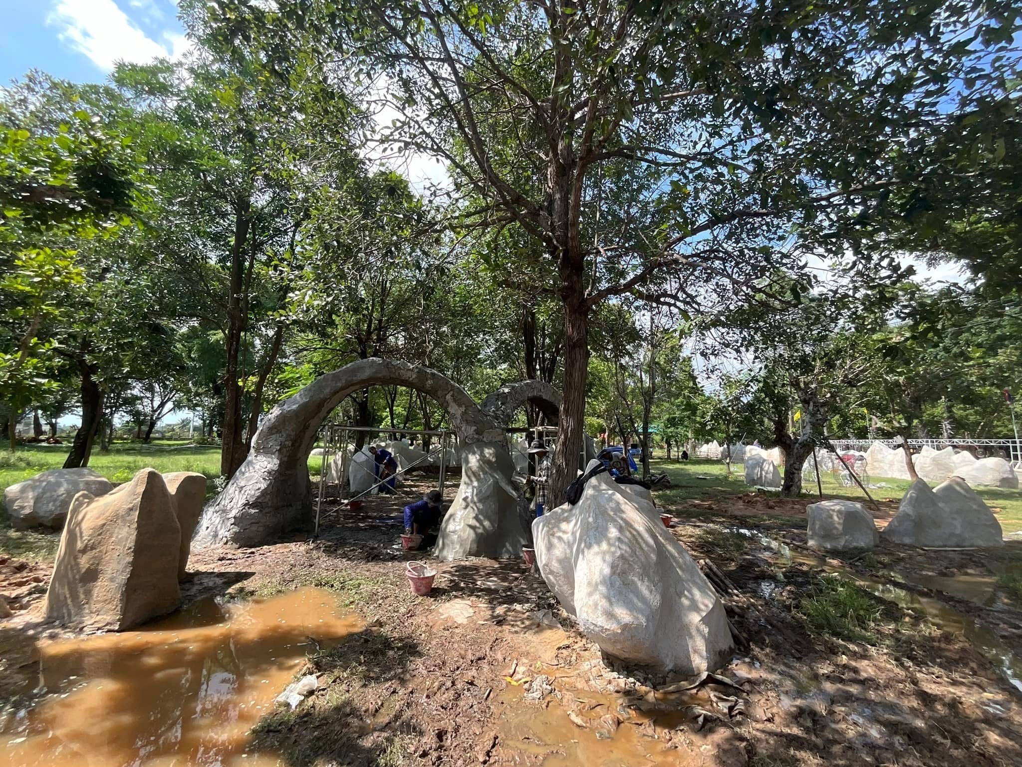 งานออกแบบ จัดสร้างสวนพุทธศิลป์ อุทยานพระนาดูนทะลุมิติ จ.มหาสารคาม สอบถาม โทร 061-6592998